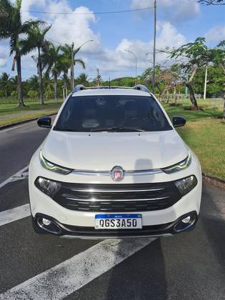 FIAT TORO 2.0 16V TURBO DIESEL VOLCANO 4WD AT9
